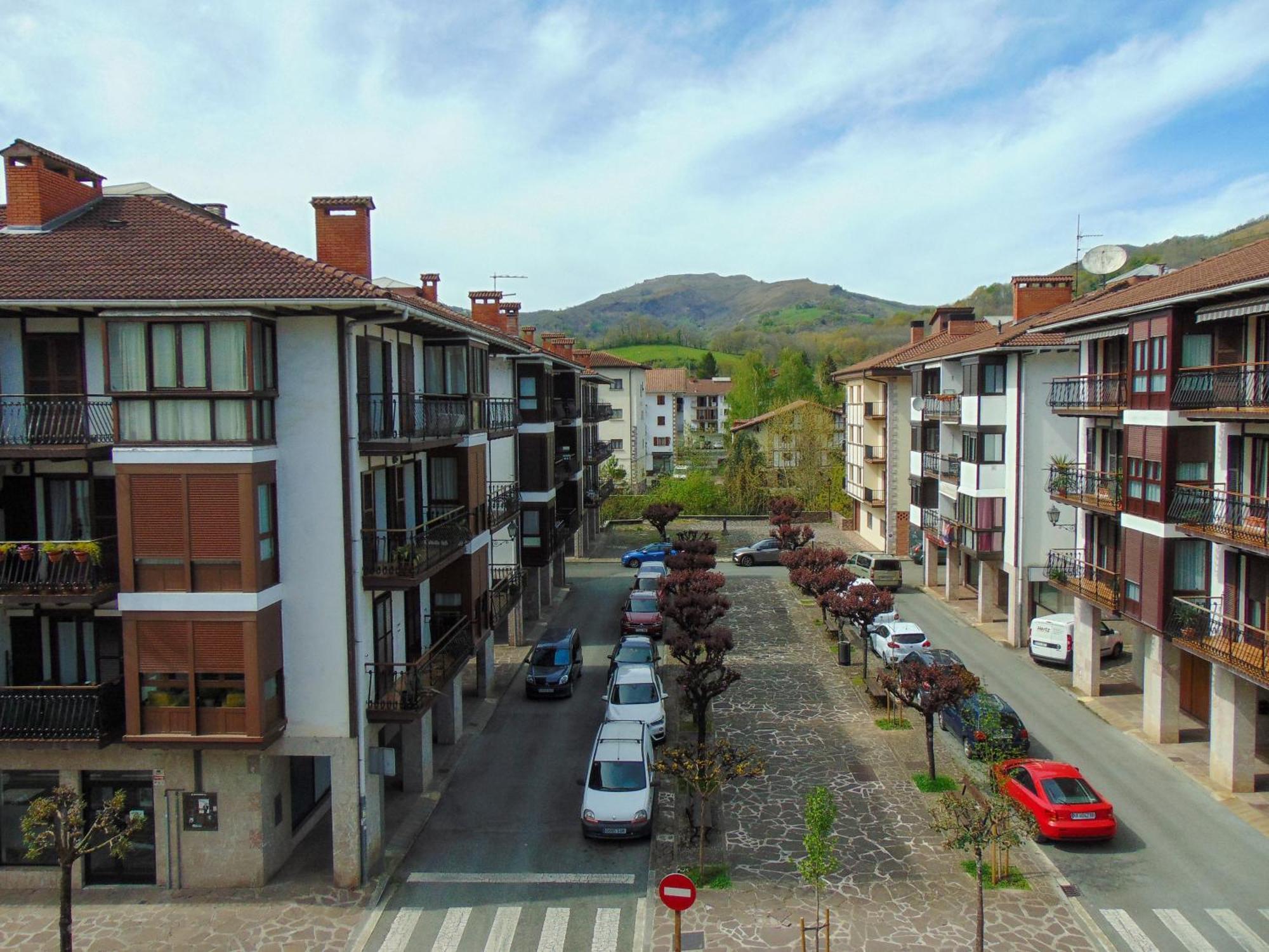 Apartamento Zuhaitzondoa Etxea เอลิซอนโด ภายนอก รูปภาพ
